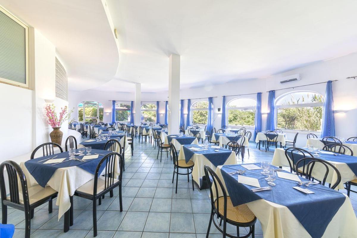 Bristol Hotel Lacco Ameno  ภายนอก รูปภาพ